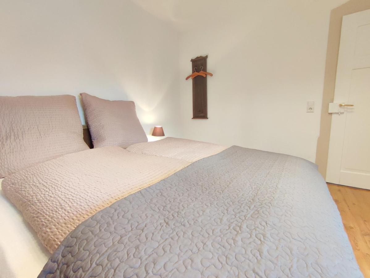 Haus Mediterran - Gemuetliches Ferienhaus 130 M² Fuer Max. 7 Personen Mit Balkon Und Garten Am Bodensee ราดอล์ฟเซลล์ อัม โบเดนซี ภายนอก รูปภาพ